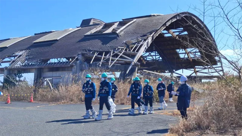 Participants conduct field exercises during the Joint Assistance Team exercise in Fukushima. (Photo:IAEA).